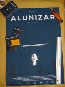 Alunizar (afiche)