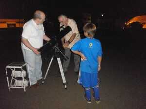 Toscano y su telescopio