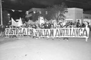 Julian_Antillanca_marcha